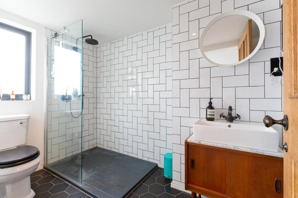 Dormer loft conversion - en-suite shower room in Walthamstow